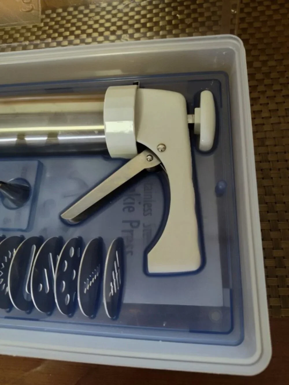 Kuhn Rikon Stainless Steel Cookie Press Set Easy Grip 19 PC Discs Tip Case